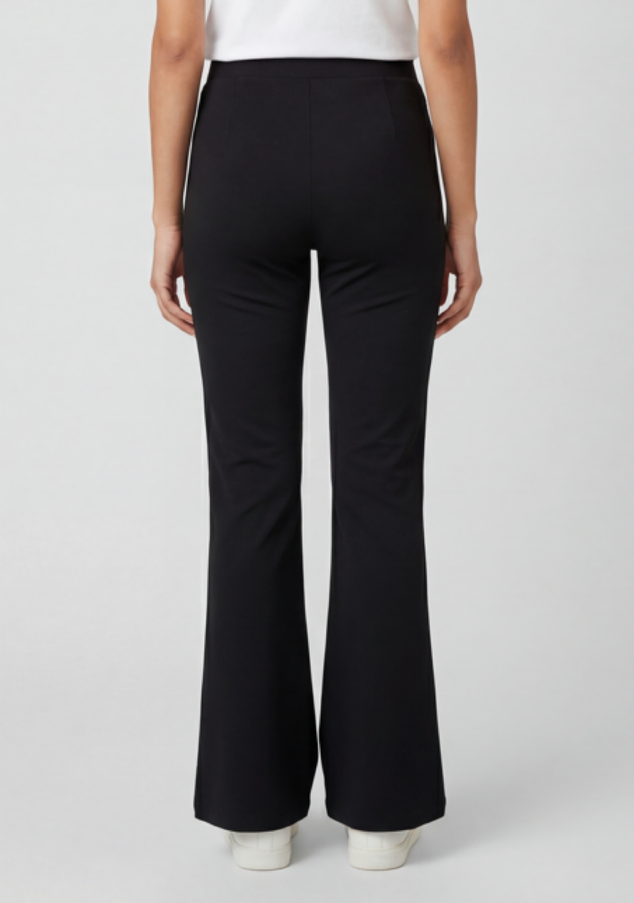 Essential Flare Leggings