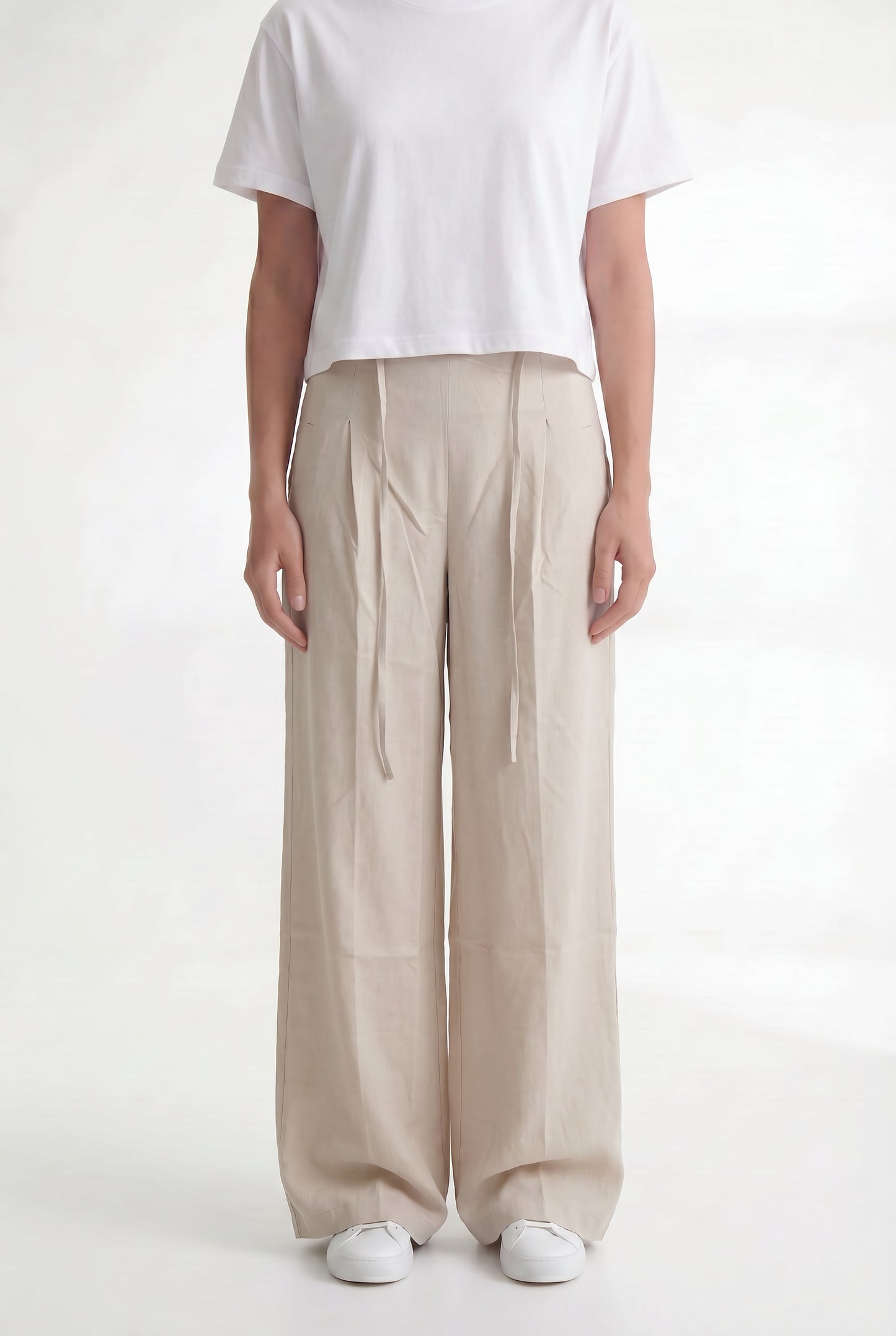 The Nomad Straight-Leg Trouser
