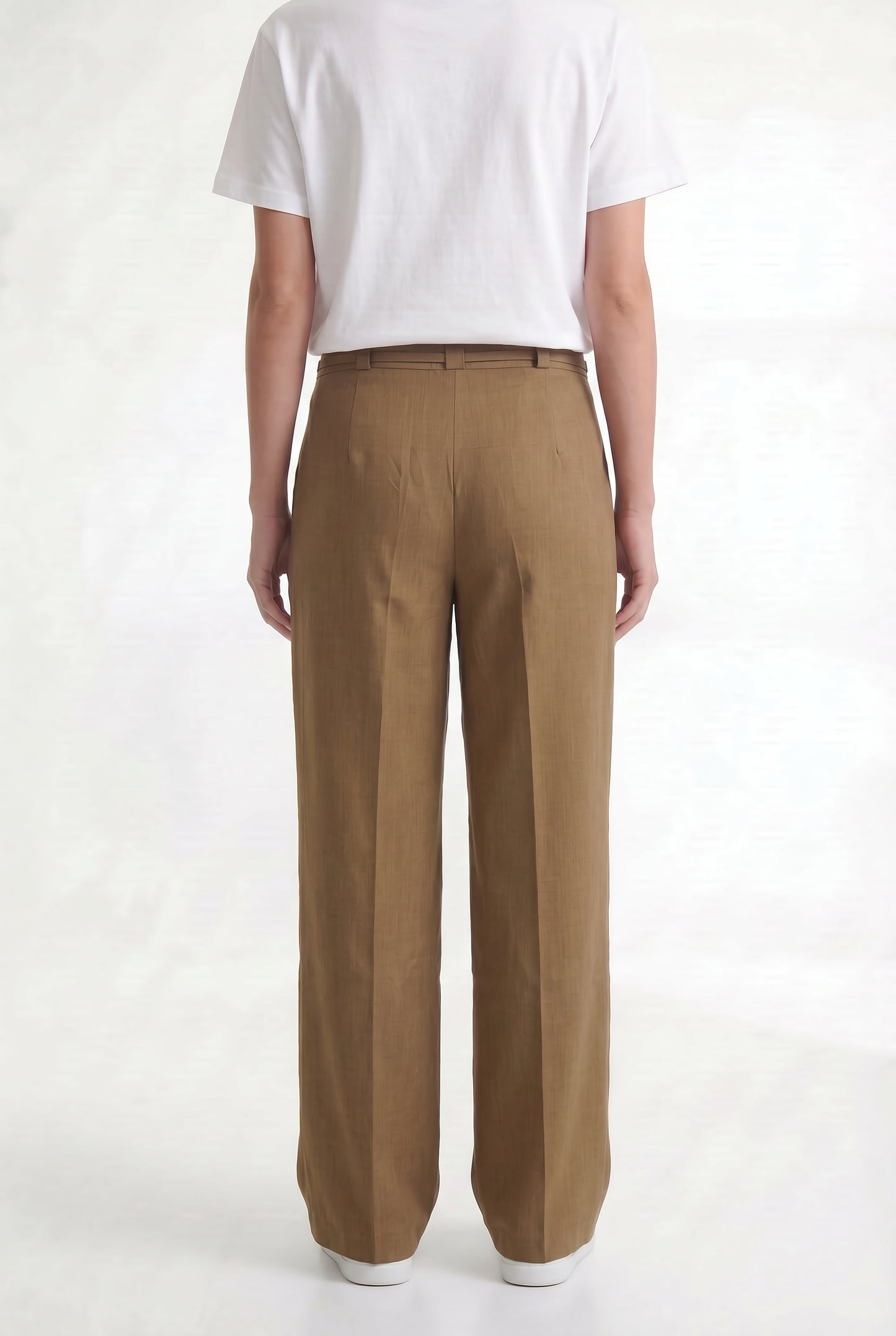 The Nomad Straight-Leg Trouser